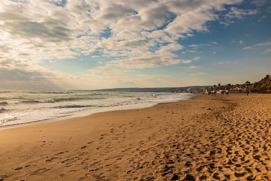 Spiaggia di Santa Severa Santa Severa Shutterstock.com 